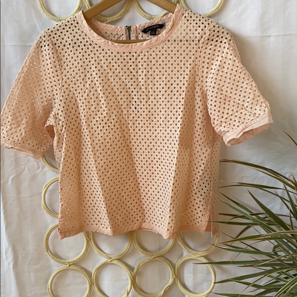 Banana Republic peach eyelet top size sm